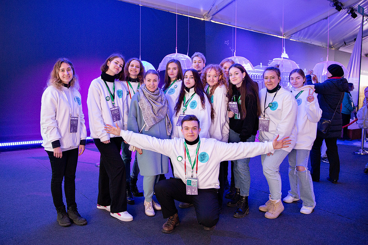 Студенты Политеха открыли туристический сезон в Санкт-Петербурге 